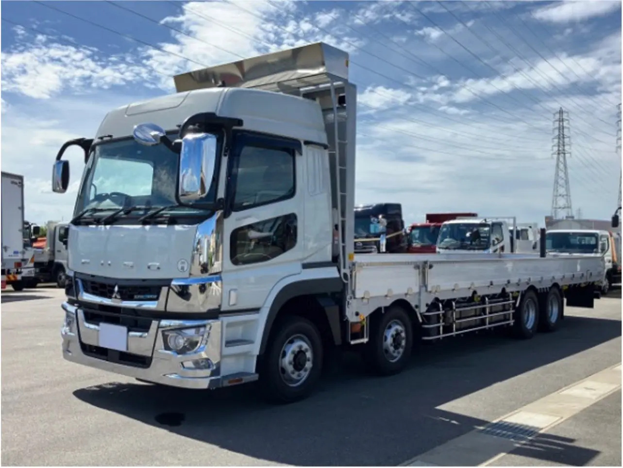 三菱ふそう「スーパーグレート」