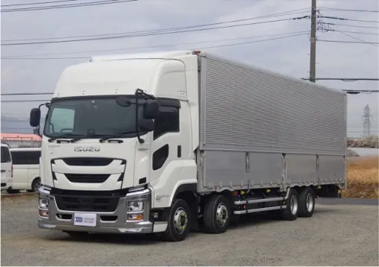 いすゞ自動車「ギガ」