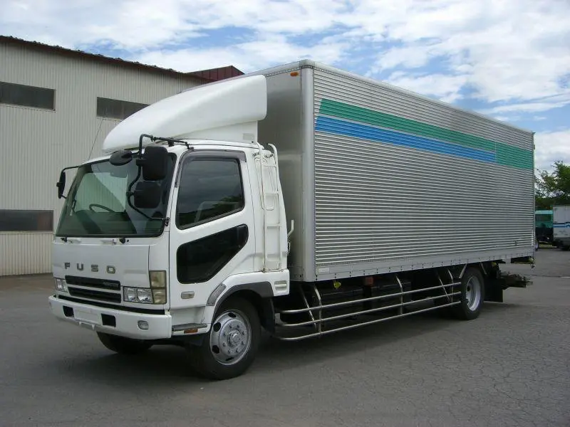 メーカー：三菱ふそう「スーパーグレート」